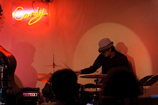 D700_11_11_12_104